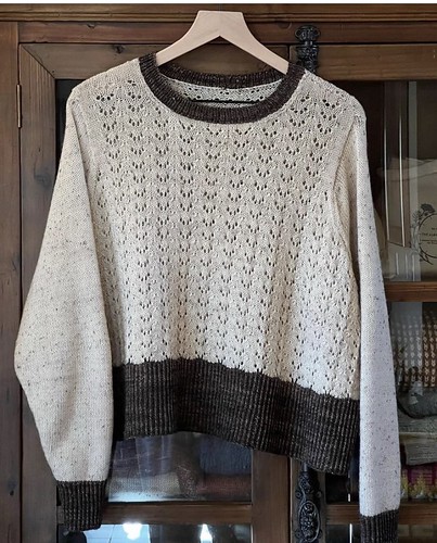 Jenny (@jennyknitsandreads) finished this @jp_knits_things Classic Colourblock Sweater to be released soon. Yarn is Madelinetosh Tosh Merino Light in Paper and Whiskey Barrel.