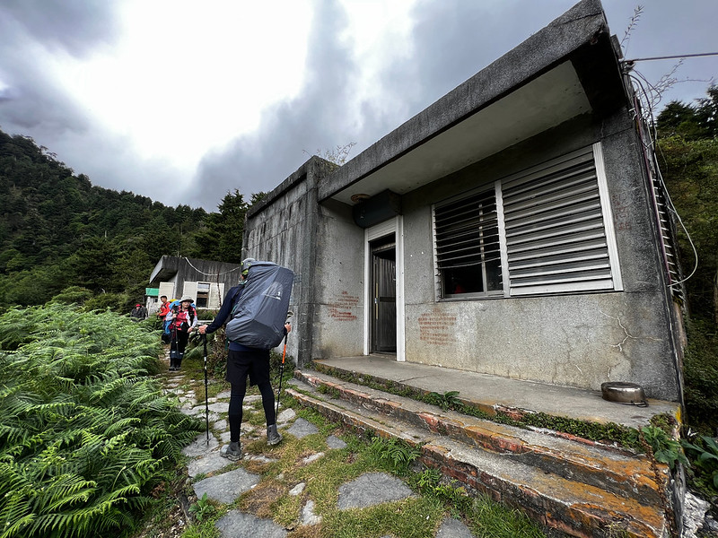 Batongguan Historic Trail: Guangao Mountaineering Station