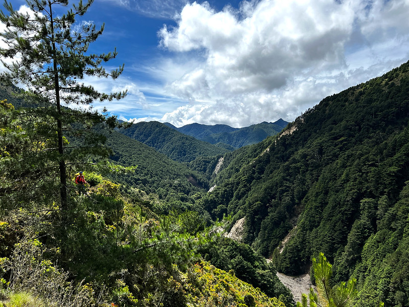 Batonggual Historic Trail and Jade Mountains, Laonong River