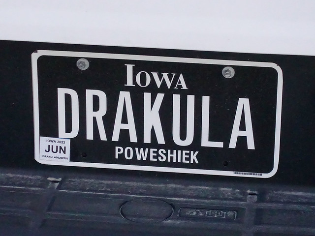 License Plates in Grinnell 10-3-22 03