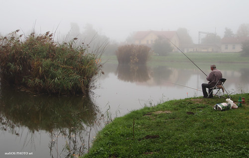 fishing fog mist lake landscape weather croatia hrvatska europe canon
