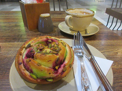 Pistachio and raspberry swirl bun