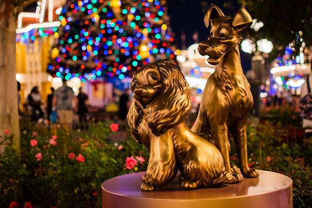 Lady & the Tramp 50th Anniversary Statue
