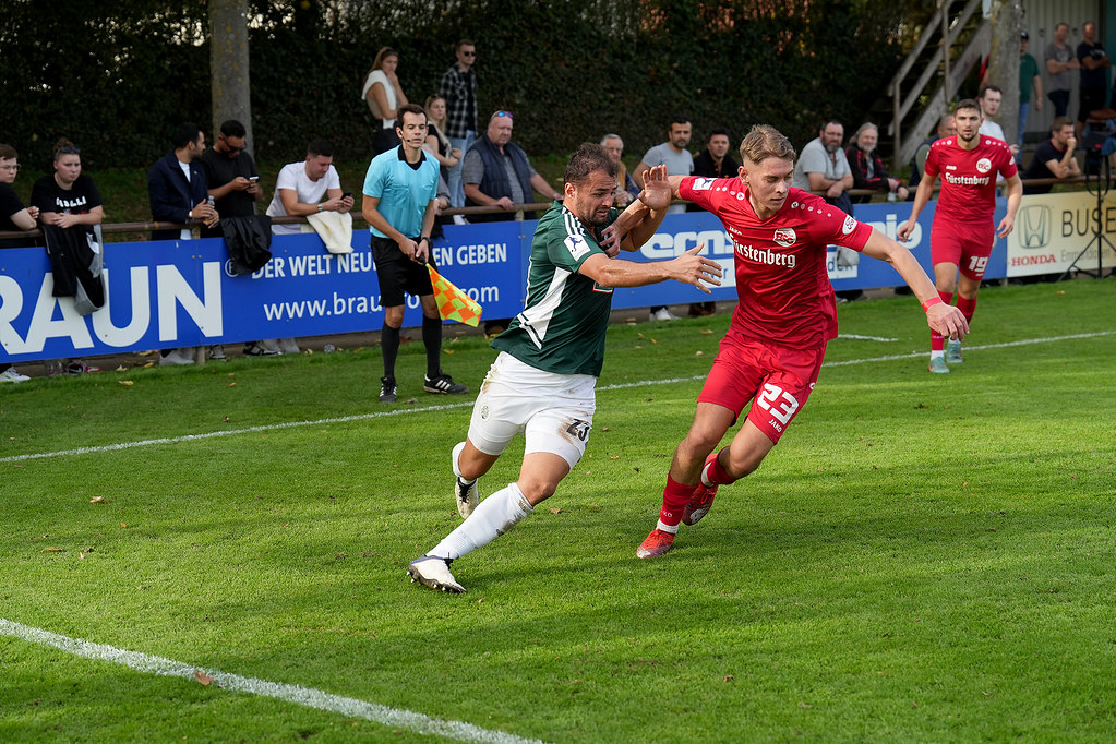 29.10.2022 | Saison 2022/23 | Bahlinger SC | FC 08 Homburg