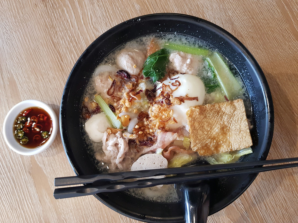 招牌豬肉粉 Signature Pork Noodle rm$11.60 @ 誠記豬肉粉麵館 Sheng Kie Noodle House Puchong Bandar Puteri