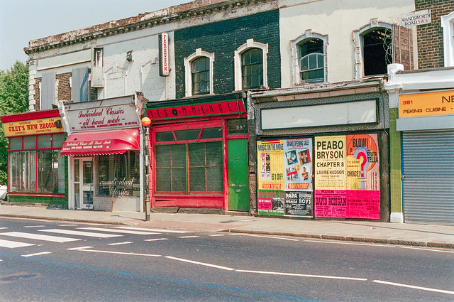 Shops, Wandsworth Rd, Clapham, Lambeth, 1989, 89c7-06-21