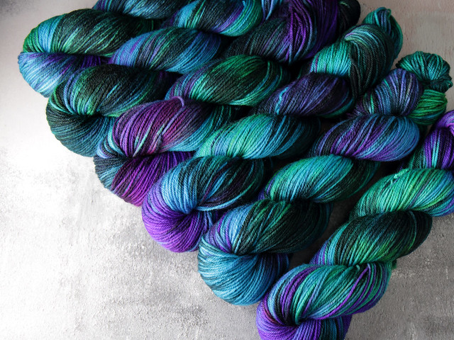 Dynamite DK hand-dyed 100% British wool superwash yarn 100g – ‘Outer Planets’ (black, purple, green, turquoise)