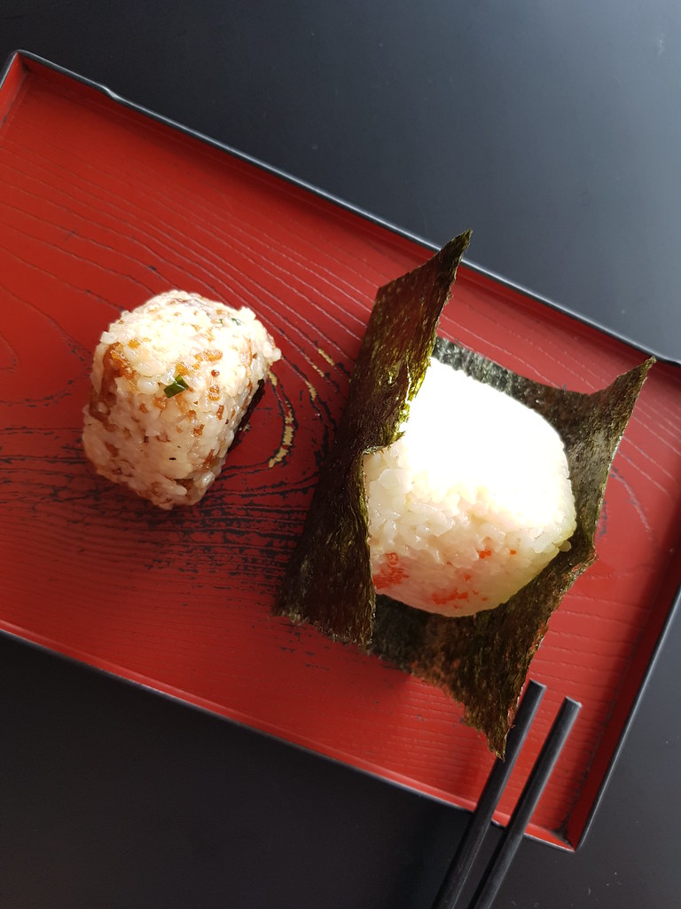 迷你香脆飯糰 mini Tanuki rm$3.50 & 魚蛋飯糰 Tobiko rm$6 @ Mochiyuki Onigiri Puchong