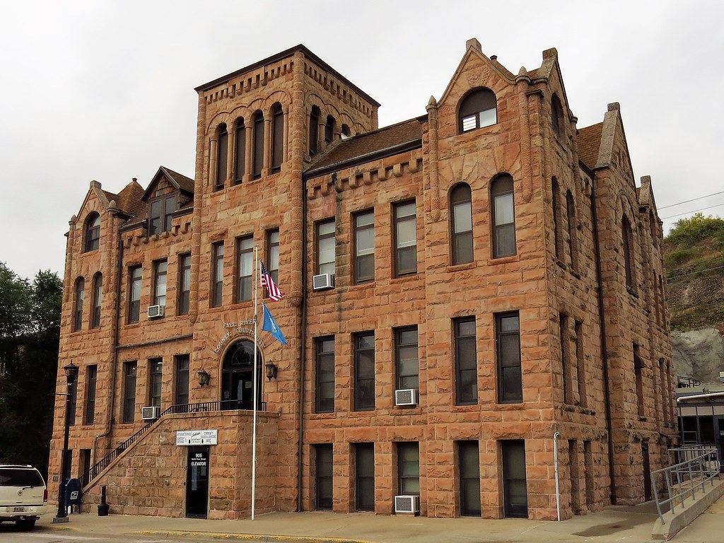 Fall River County, SD Courthouse