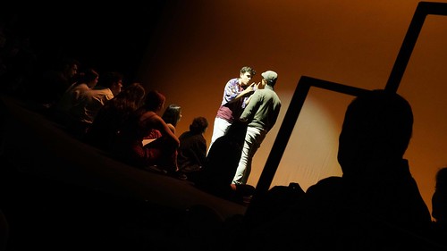 Los alumnos de Artes Escénicas protagonizan lecturas dramatizadas en el Salón Internacional del Libro Teatral
