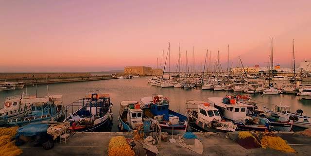 Evening in the harbour