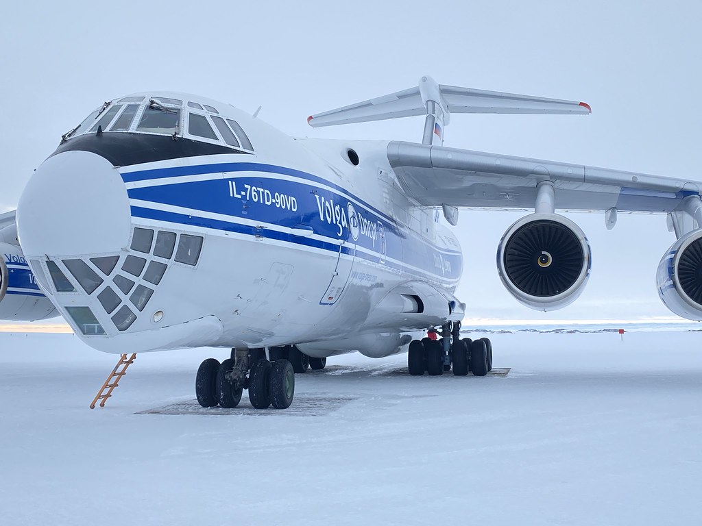 В Антарктиде построили аэродром для транспортных самолетов САМОЛЕТЫ,АВИАЦИЯ,ТРАНСПОРТ,АЭРОПОРТ