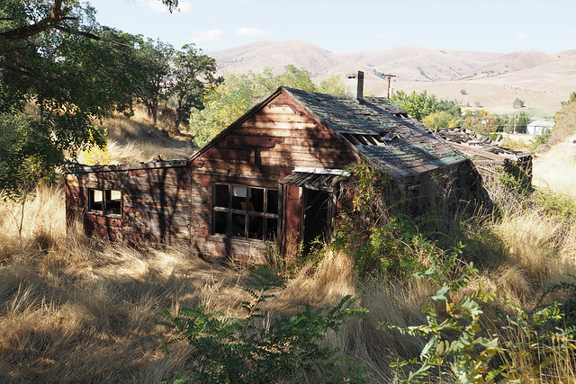 Tygh Valley Abandoned House
