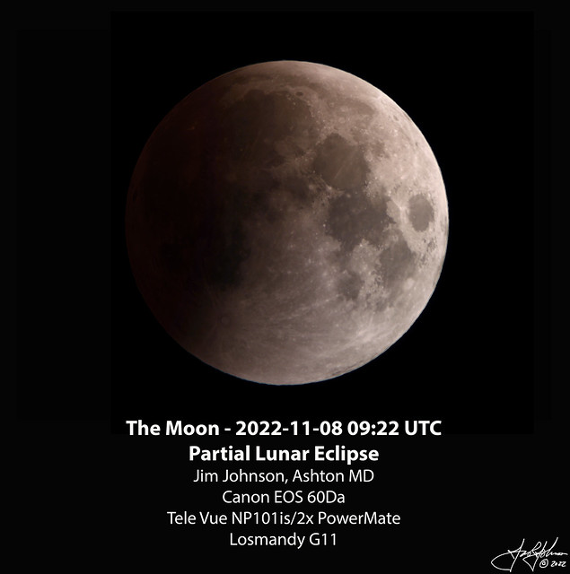 The Moon 2022-11-08 09:22 UTC - Partial Lunar Eclipse