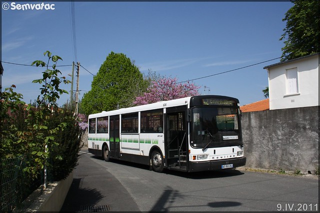 Heuliez Bus GX 44 – Omnibus Nantes / TAN (Transports de l'Agglomération Nantaise) n°606