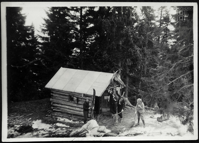 ArchivTappen30(1A)710 Hütte, Bergwandern, Ski, Bayern, 1930er