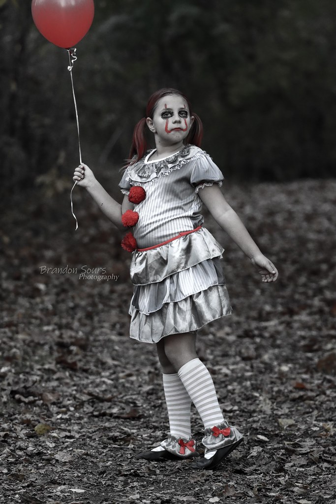 Zoey-wise the Dancing Clown Halloween 2022 | Brandon Sours | Flickr