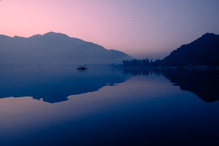 Dal lake at sunrise. Srinagar, Kashmir
