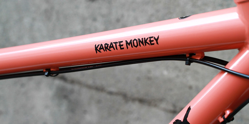 Surly / Karate Monkey SUS / 27.5+ サーリー カラテモンキー SUS 完成車 / Peach Salmon Sundae