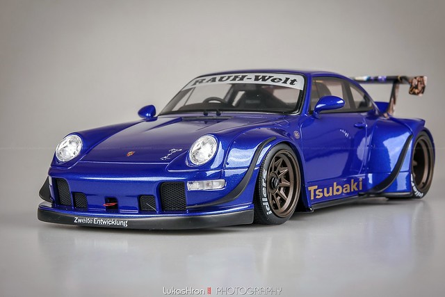 Porsche 911 (993) RWB Tsubaki