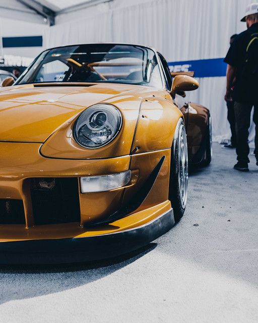 Excited to share some #SEMA2022 photos with everyone. Here's @rikos_way #RWB at the @toyotires #TreadPass! #dpodslens