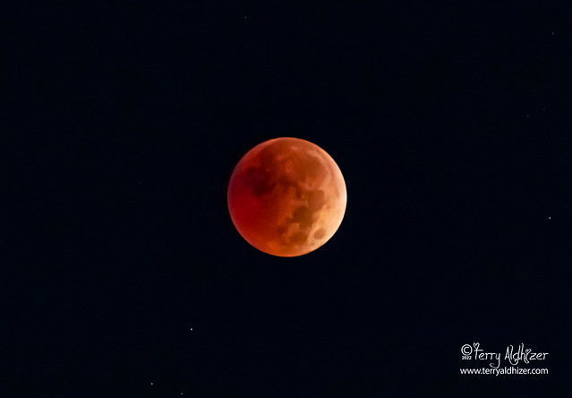 Lunar Eclipse Totality November 8, 2022 [Explore!]