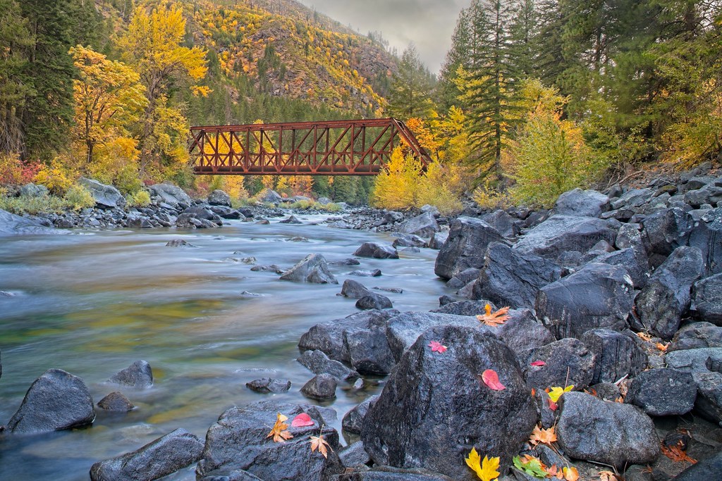 Bridge River Autumn 5541 C (Explored)
