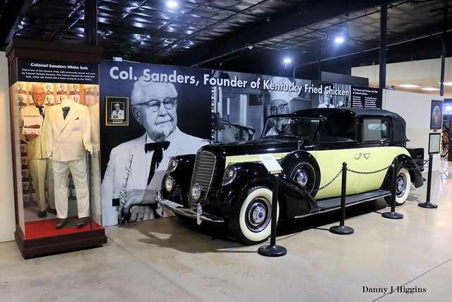 Colonel Sanders.   Historic Auto Attractions In Roscoe, Illinois.    IMG_4325