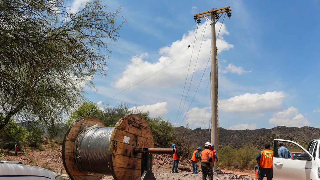 2022-11-14 MINERÍA: El sueño de la línea eléctrica en Sierras de Chávez cada vez más cerca de concretarse