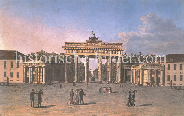 X0112231 Historische Ansichten von Berlin; Brandenburger Tor - Triumphtor, errichtet 1793, Architekt Carl Gotthard Langhans - Quadriga Entwurf Johann Gottfried Schadow.