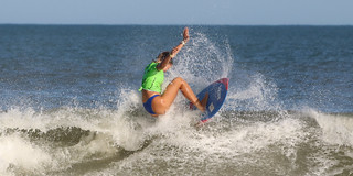 Air Force Super Girl Surf Pro