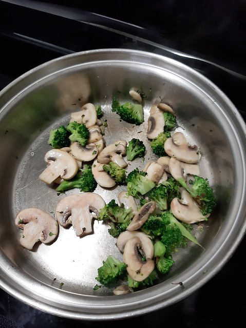 Frying Broccoli and Mushrooms