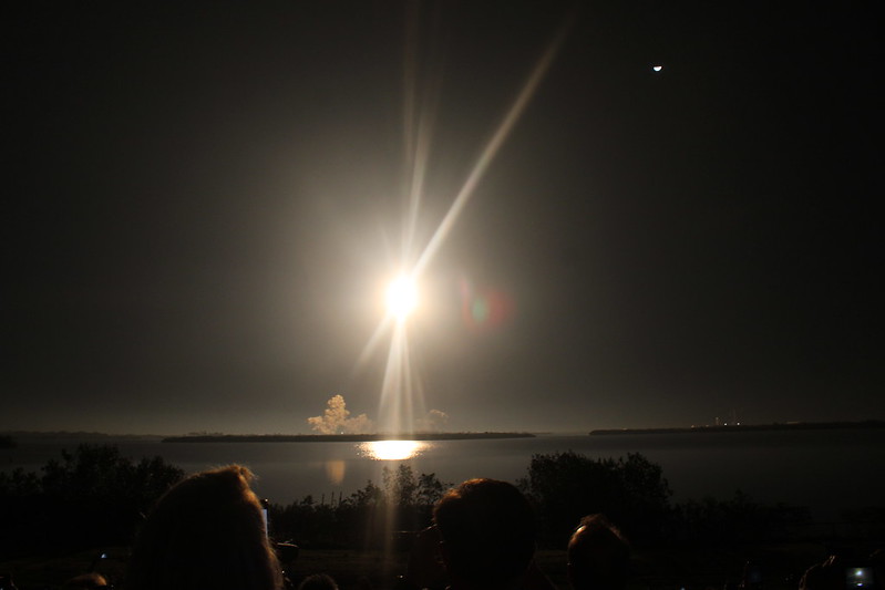  SLS rocket launching at 1.48 am from pad 39B. (copyright: International Space Education Institute)