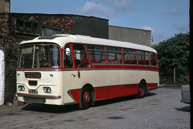 Crown,Coaches . ( Munden ) . Bristol . PCK628 . Garage Yard . Saturday morning 10th-July-1976 .