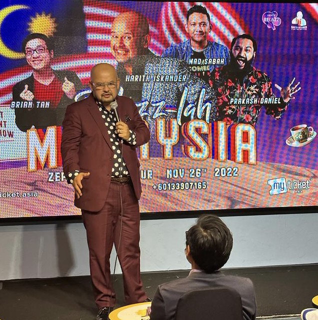 Harith Iskander Anjur Relazz Lah Malaysia Di Zepp Kl