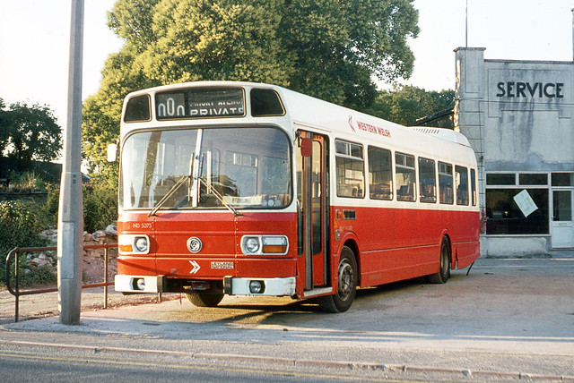 Western Welsh Omnibus Company . ND5075 KDW358P . Leyland Service Agent , Plympton , Plymouth , Devon . August-1976.