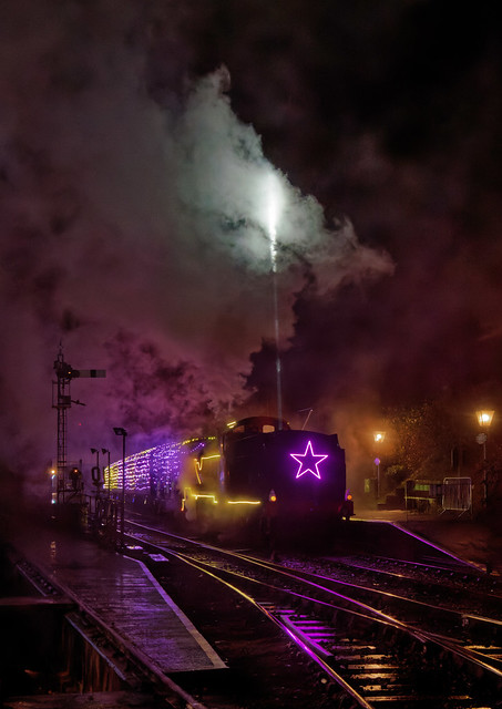 53808 on Steam Illuminations at Ropley