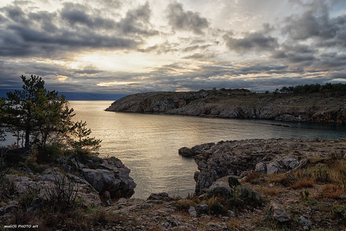 sky clouds stone rock bay sea seaside coast shore cliff adriatic sun sunrise down croatia hrvatska europe canon tamron landscape scape seascape