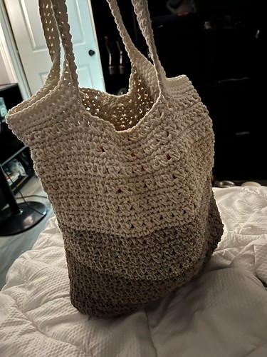 Hunter crocheted this cool bag out of 2 skeins of Estelle Colourbraid. Now she’s planning to make another one!