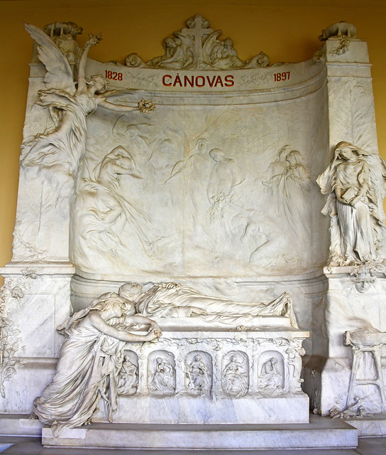 Tumba de Cánovas del Castillo - Panteón de Hombres Ilustres - Madrid