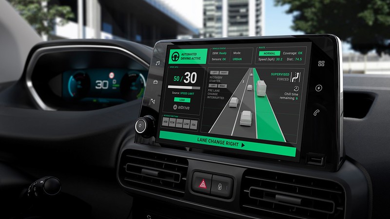 Stellantis adquire start-up líder em inteligência artificial e condução autónoma