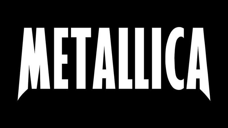 Metallica судиться з… Metallica!