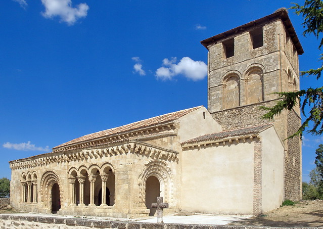 Iglesia de San Miguel Arcángel (Sotosalbos, Segovia)