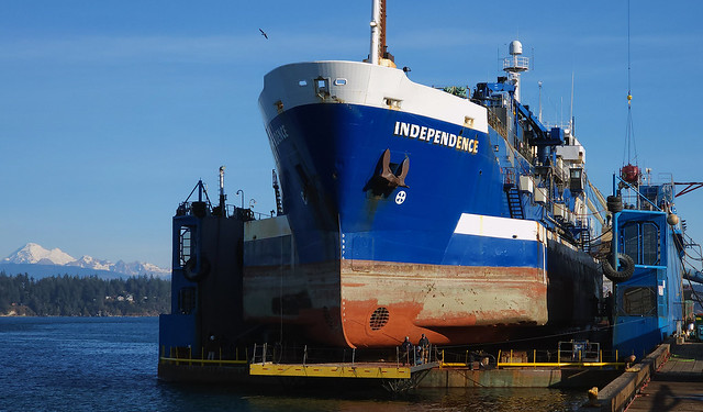 2022-11-19 Trident Seafoods Factory Ship Independence (01) (2048x1200)
