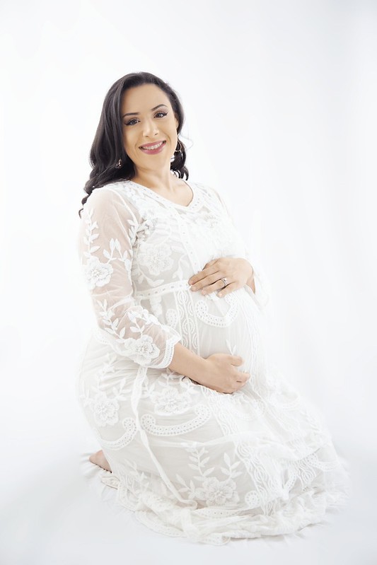 Maternity Photo Shoot, Indoor Shoot, Mother, Mom, First Child, Photo by Tuyen Chau