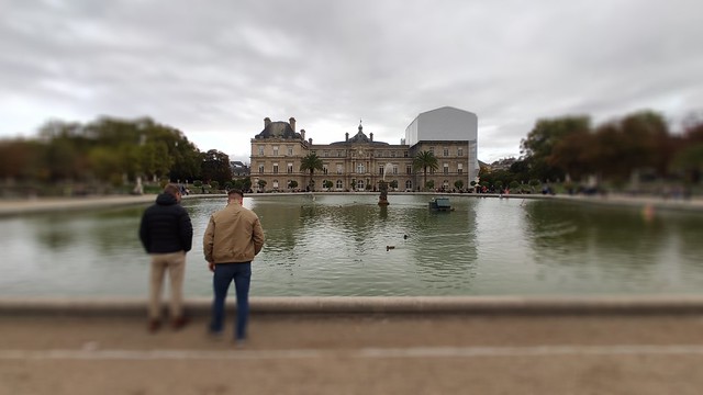 Jardin du Luxembourg - On a Beautiful Saturday Afternoon - Paris, France