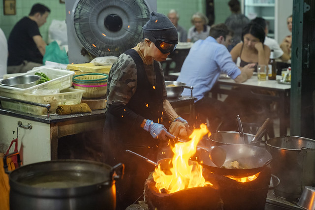 Raan Jay Fai, Michelin-starred street hawker restaurant in Bangkok