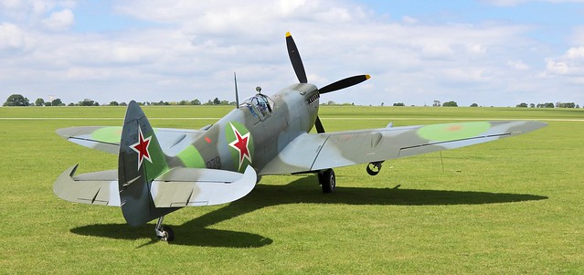 Spitfire IX | PT879 / G-PTIX | Hanger 11 Collection