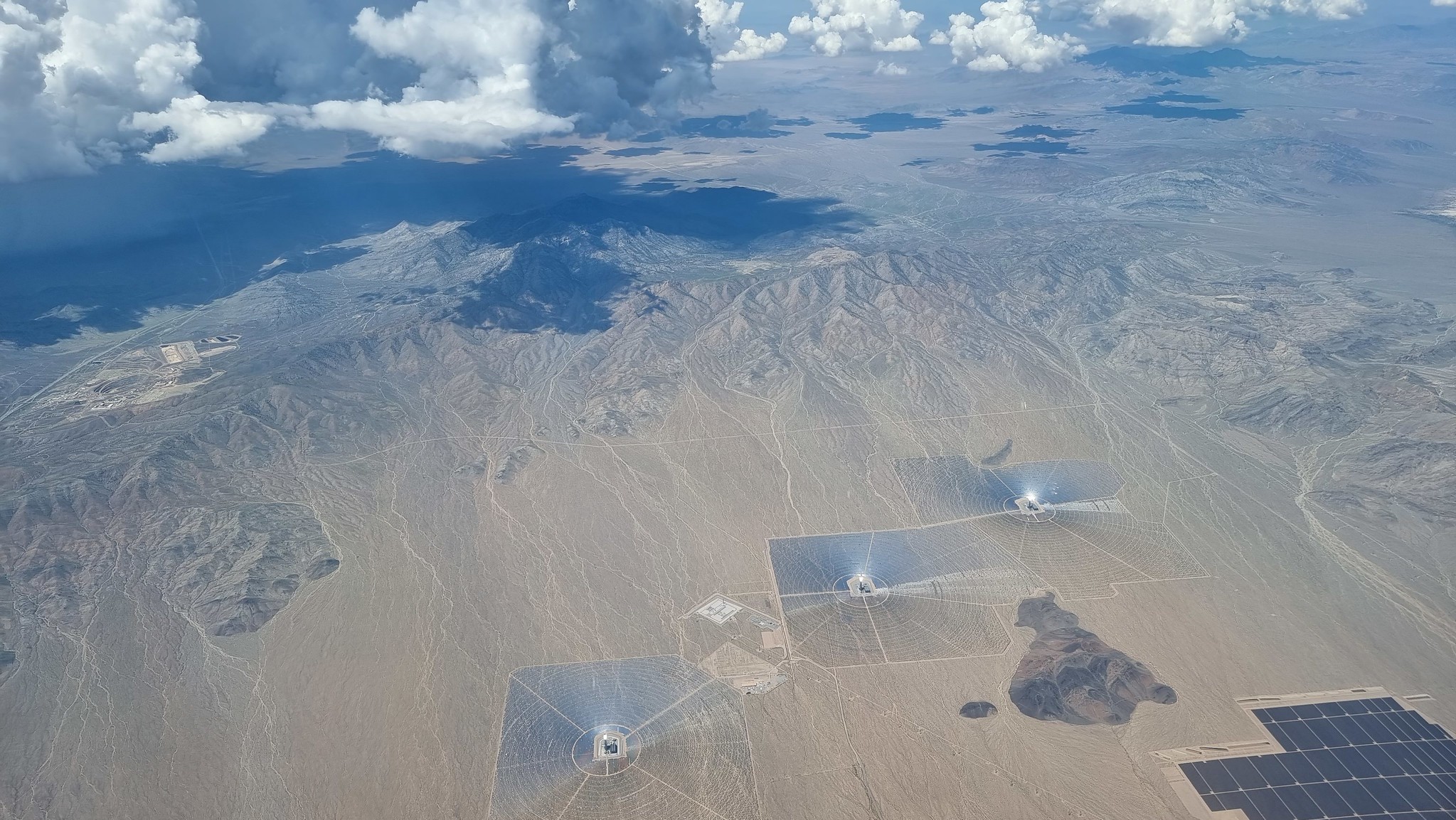 A great view of the Ivanpah Solar Power Facility after taking off from Las Vegas