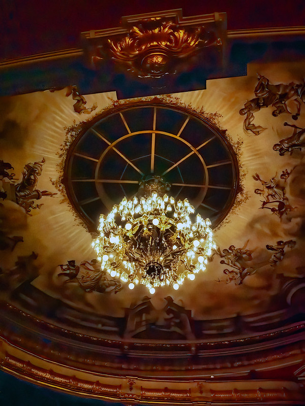 Le plafond de l'opéra de Strasbourg... 52515885807_01d4b313b7_c